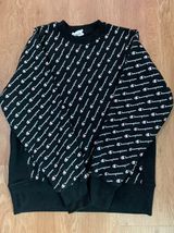 Champion Crewneck Photo 0