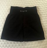 black shorts Photo 0