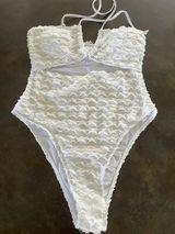 White One Piece Photo 0