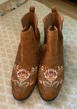 Olivia Miller Embroidered Booties  Photo 0