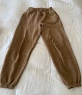 Aritzia Sweatpants Photo 0