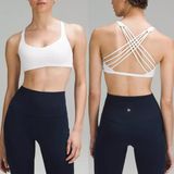 Wild Light Support Free to Be Sports Bra Strappy White Women's Size 6 Photo 0
