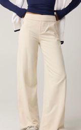 Offline by pants Photo 0