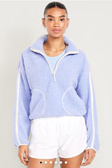 Old navy pullover NWT Photo 0