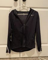Nike Rain Windbreaker Jacket Photo 0
