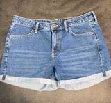 H&M Cuffed Shorts Photo 0