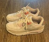 Nike sneakers Photo 0