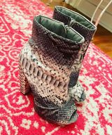 These Three Boutique heels Photo 0