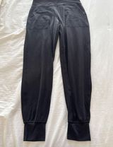 Lululemon Align Joggers Photo 0