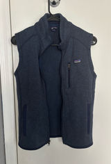 Patagonia Better Sweater Fleece Vest Navy Girls XL/14- fits like Women’s XS Photo 0
