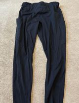 Black lululemon leggings with pockets Photo 0
