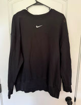 Black Nike Crewneck Photo 0
