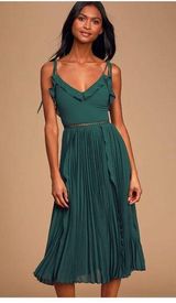 NWT Lulus Never a Dull Moment Emerald Green Tie-Strap Pleated Midi Dress / XS Photo 0