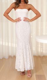 White Lace Dress Photo 0