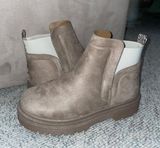 Qupid Booties Photo 0