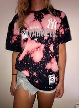 💫VINTAGE💫 Majestic NY Yankees Acid Wash Tee Photo 0