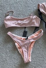 Triangl Bikini Photo 0