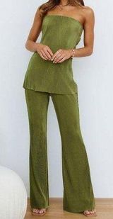 Cover Girl Two Piece Set in Olive Photo 0