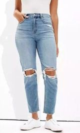 American Eagle Outfitters Mom Jeans Photo 0