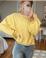 Old Navy Yellow Pastel Oversized Crew Photo 0
