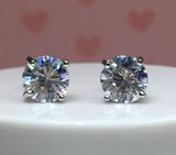 14k white gold diamond stud earrings Photo 0