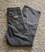 Wide-Leg Wrangler Jeans Photo 0