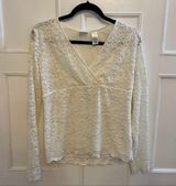 Emma James Lace V-neck Top size Medium Photo 0