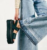 Dr. Martens Voss Quad Platform Sandals Photo 0