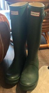 Hunter Green Rain Boots Photo 0