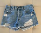 Levis 501 Jean Shorts Photo 0