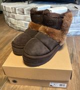 UGG Boots Classic Chillapeak Platform Size 8 Photo 0
