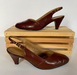 Hush Puppies Vintage 70s Brown Leather  Slingback Kitten Heels Photo 0