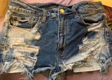 Shorts Size 8 Photo 0