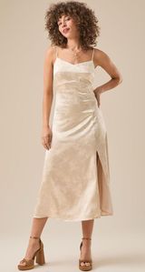 Altrd state dress Photo 0