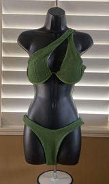 SheIn Textured One Shoulder Underwire Bikini Set Photo 0