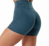 Alphalete Alphalux Wonder Short 6" Photo 0