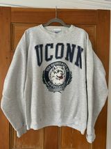 Vintage UCONN Crewneck Gray Size XL Photo 0