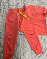 FIGS Scrubs Set Photo 0