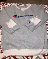 Champion Crewneck Photo 0