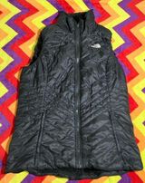 North Face black  Reversible Puffer Vest Photo 0