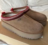 UGG Tazz Chestnut Size 9 EUC Photo 0