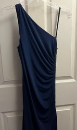 Navy blue gown Photo 0