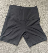 Lululemon Align Shorts Photo 0