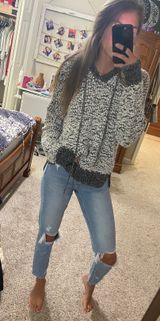 No Boundaries Sweatshirt Photo 0