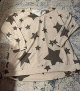 GeeGee  Sweater star Photo 0