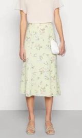 Green Floral Midi Skirt Photo 0