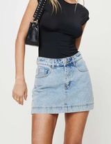 gazelle denim skort in light wash Photo 0