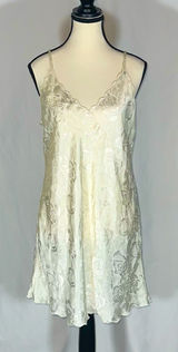 Miss Elaine • White Flower Embroidery Chemise Night Gown Sexy Honeymoon Size S Photo 0
