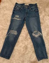 Garage Distressed Jeans Photo 0