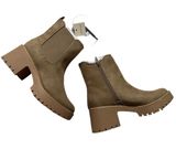 Universal Thread MICROSUEDE CHELSEA Tan BOOTS size 7 1/2, nwt Photo 0